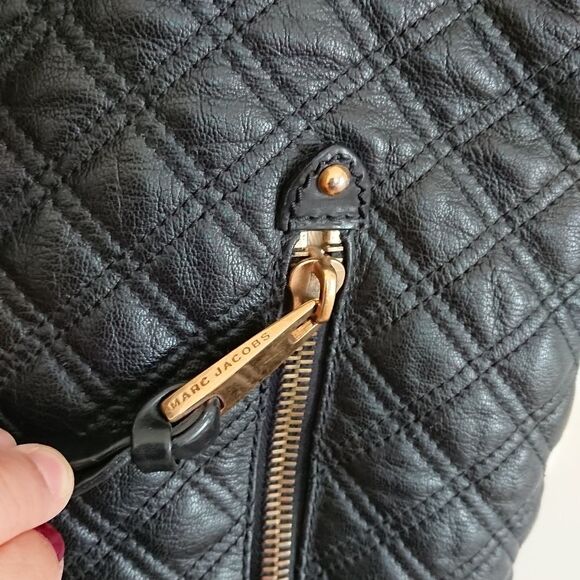Marc Jacobs large Black Quilted Italy Leather bag - Picture 6 of 16